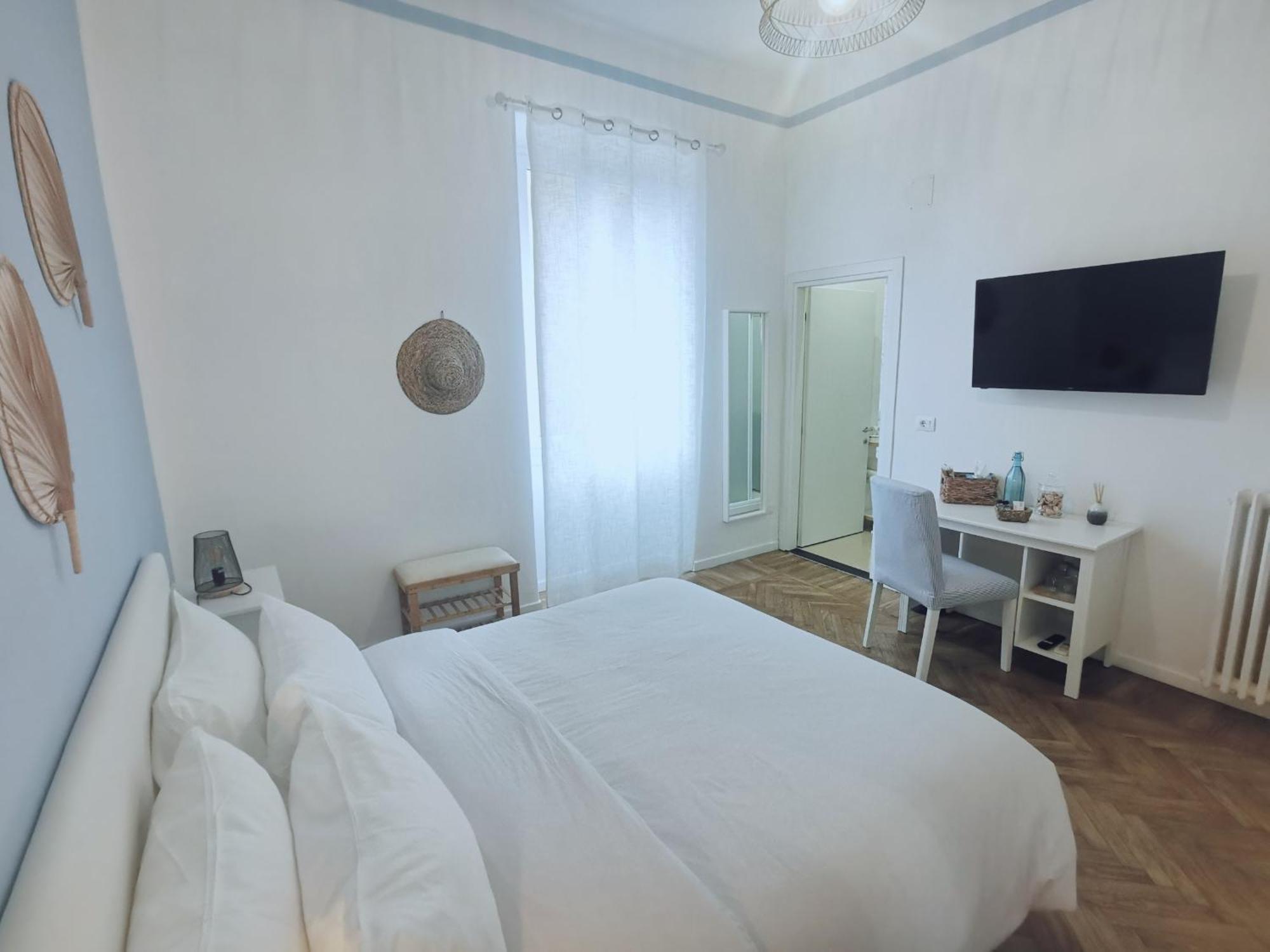 Azzurra Ridi Che Ti Passa Hotel Alassio Kültér fotó